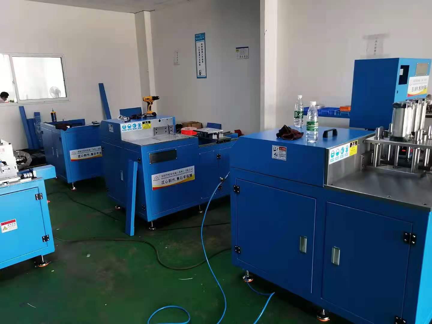 自動(dòng)送料鋁材切割機(jī)操作方便省人工成本