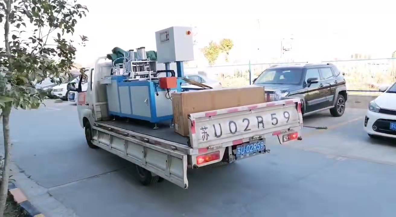 【太倉(cāng)】小型鋁材切割機(jī)SDY-Q350今日發(fā)貨，技術(shù)、售后隨機(jī)去客戶現(xiàn)場(chǎng)